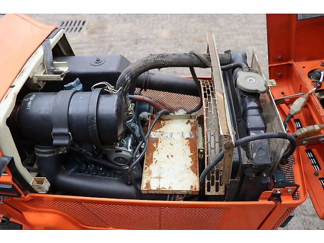 Kubota B1-14 Bulltra