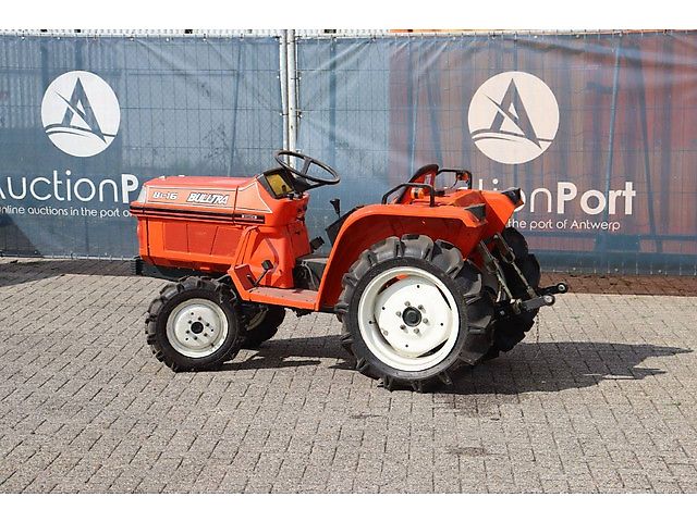 Kubota B1-16 Bulltra