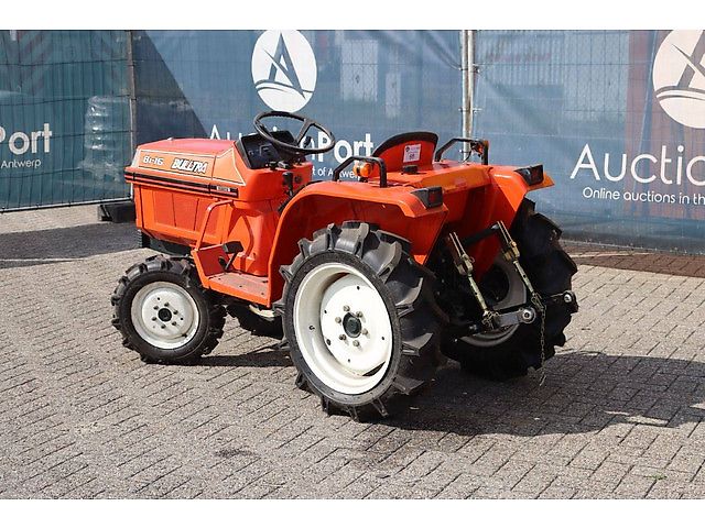 Kubota B1-16 Bulltra