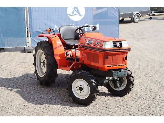 Kubota B1-16 Bulltra