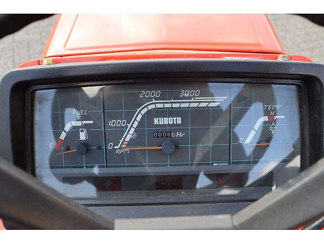 Kubota B1-16 Bulltra