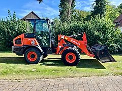 Kubota R070