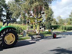 Claas Claas Claas Claas Liner 780 Doppelschwader Mittelschwader Zwei Kreiselschwader 11 Armiger Doppelschwader Quadrofahrwerk für exakte Schwaden Kein gebrauchter Krone pöttinger Fendt Fella Niemeyer Lely Doppelschwader bzw Mittelschwader