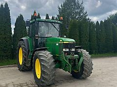 John Deere 6910