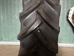 Petlas TA-60 14.9-24 142A6 14PR