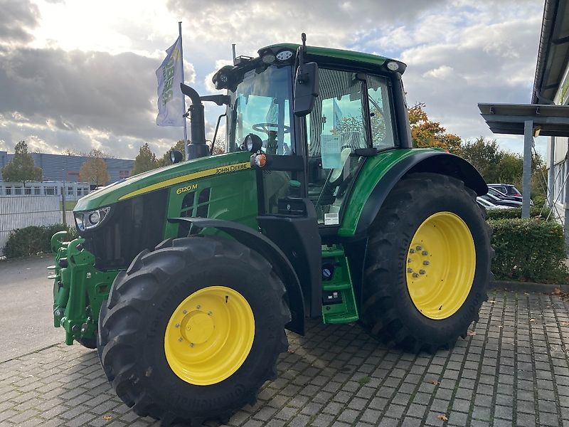 John Deere TRAKTOR 6120M MIT KABINE