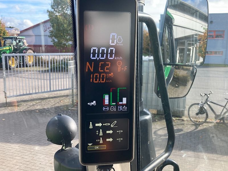 John Deere TRAKTOR 6120M MIT KABINE