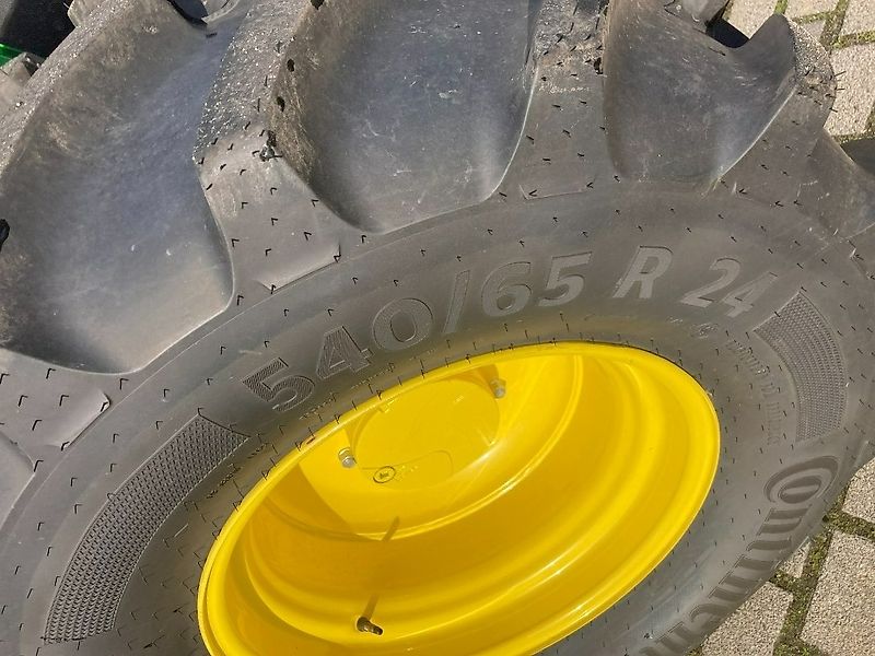 John Deere TRAKTOR 6120M MIT KABINE