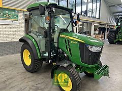 John Deere 3046R #695953