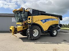 New Holland CX 8070