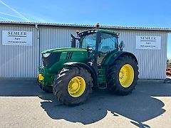 John Deere 6215R