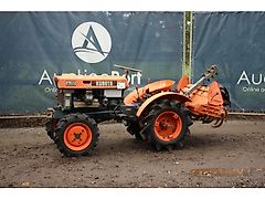 Kubota B6000