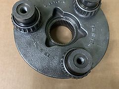 John Deere HOUSING,PLANETARY GEAR (used) - John Deere 6J, 6M, 6000, 7000