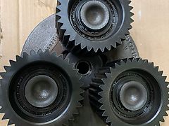 John Deere Rear axle planet pinion carrier with planet wheels (used) - John Deere 6000,6M,6MC,6RC