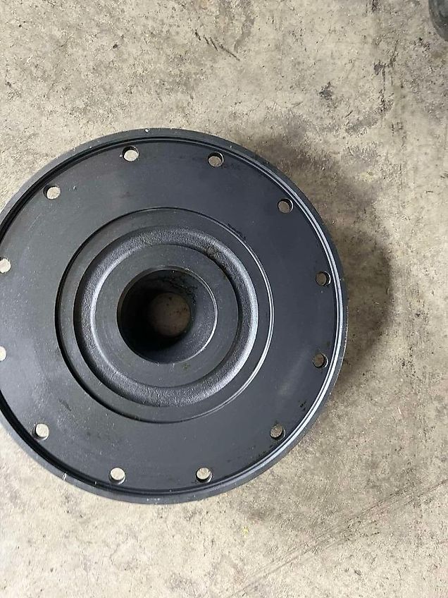 John Deere PTO PLATE (used) - John Deere 6030, 6020, 6010, 6M, 6R