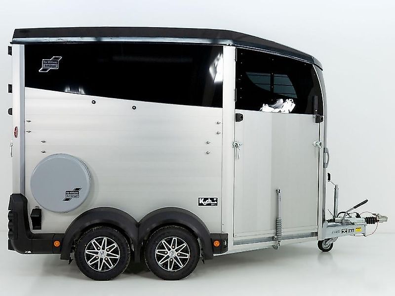 Ifor Williams Pferdeanhänger HBX 511|Frontausstieg