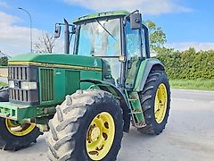 John Deere 6800