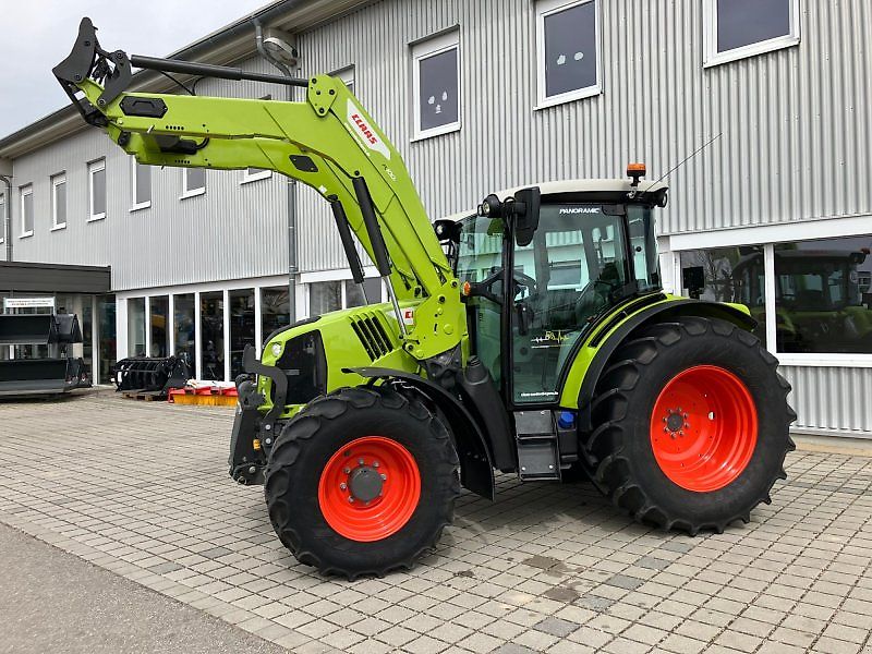Claas Arion 420