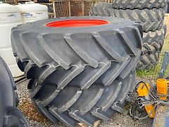 Mitas 650/85R38 + 600/70R30 Mitas