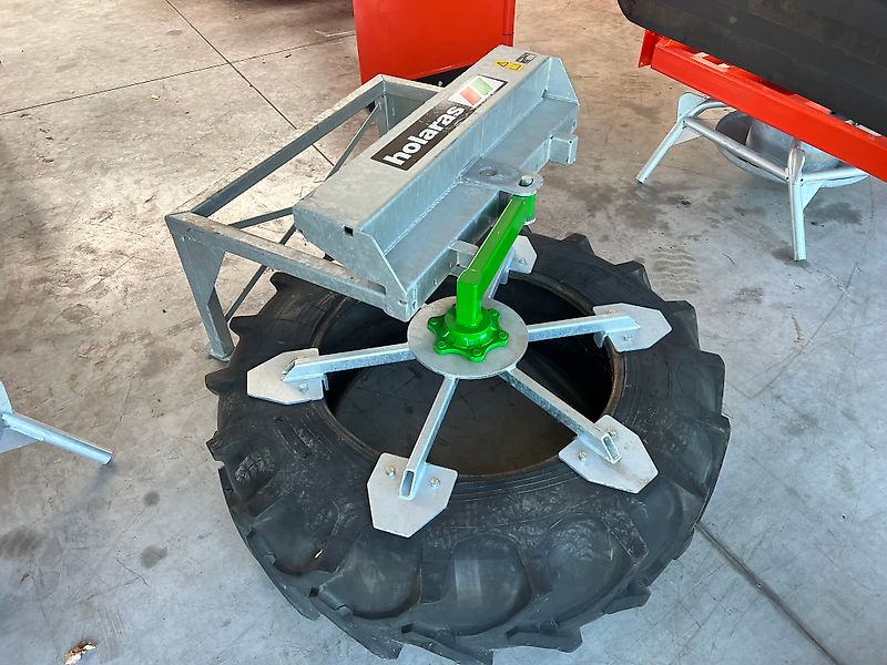 Holaras Octo 1500 K Futterkehrreifen Futterschieber für Greifschaufel