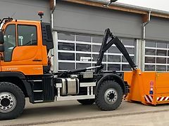 Mercedes-Benz Unimog U423
