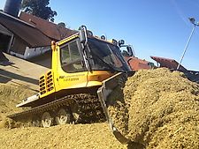 Kässbohrer Pistenbully PB 300