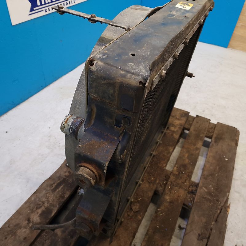 New Holland 8670 (Spare part/Reservedel/Ersatzteil)