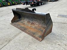 CAT 7FT 8 BUCKET