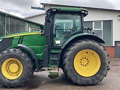 John Deere 7230R