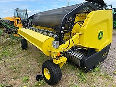 John Deere 30R