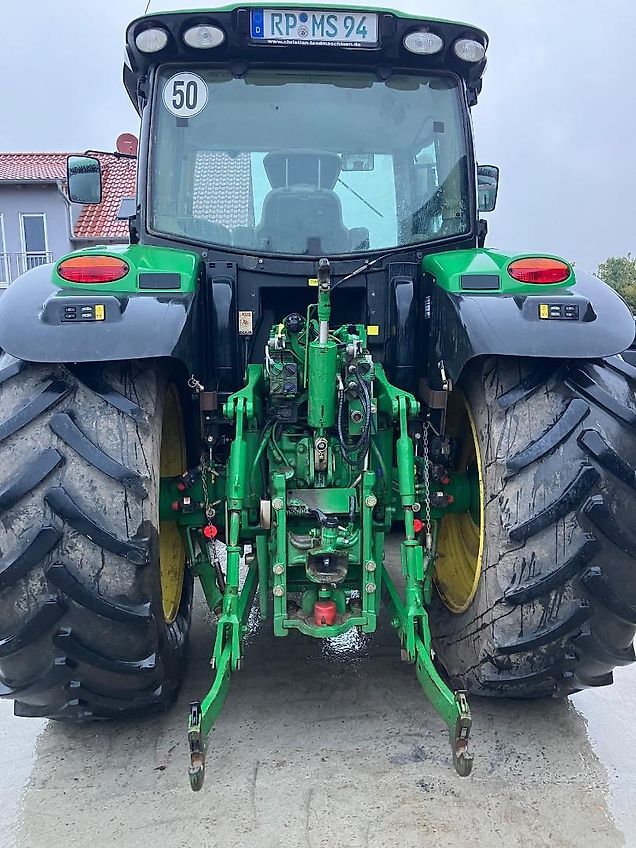 John Deere 6150R