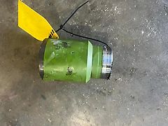 John Deere COUPLING FOR PINION FRONT AXLE (used) - John Deere 6020, 6030, 6M, R7, 7030