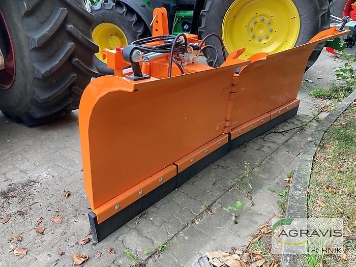 Düvelsdorf SCHNEESCHILD