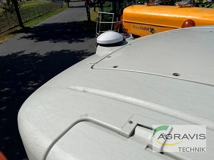 Claas XERION 4000 SADDLE TRAC