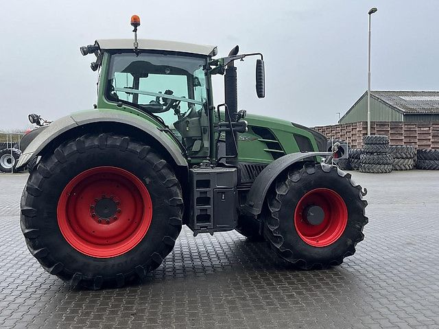 Fendt 824 Vario