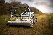 Hymach Mulchraupe Forstraupe Mähraupe Funkraupe Geräteträger