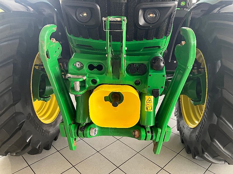 John Deere 6R185