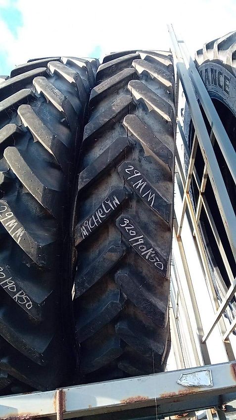 Michelin 320/90R50 Michelin Spraybib 30MM 98% demo