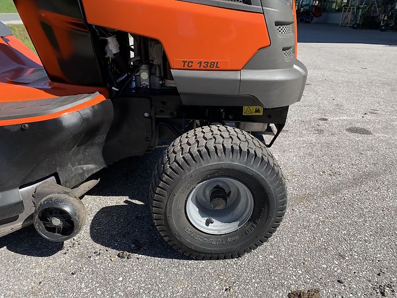 Husqvarna Rasentraktor TC 138L