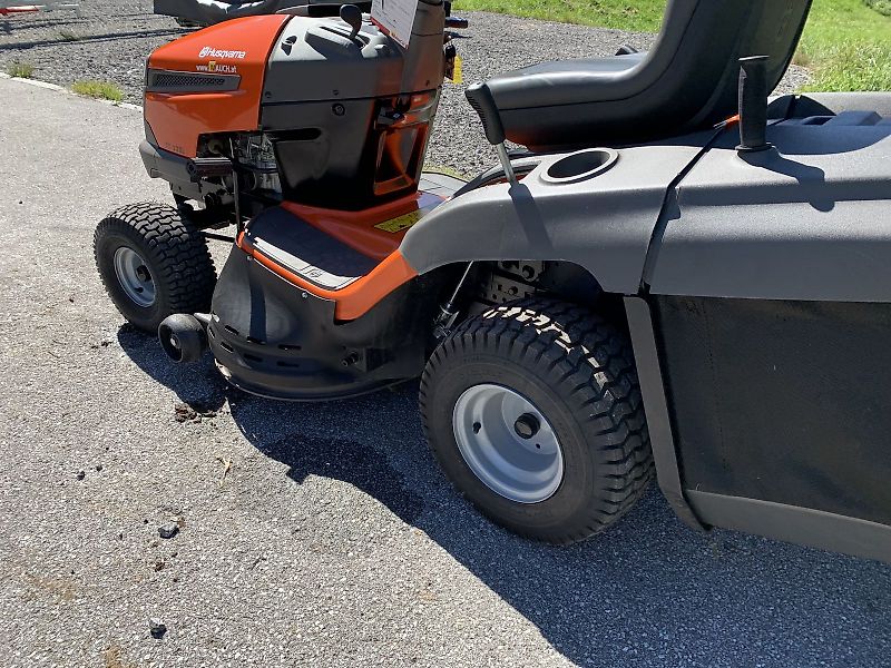 Husqvarna Rasentraktor TC 138L
