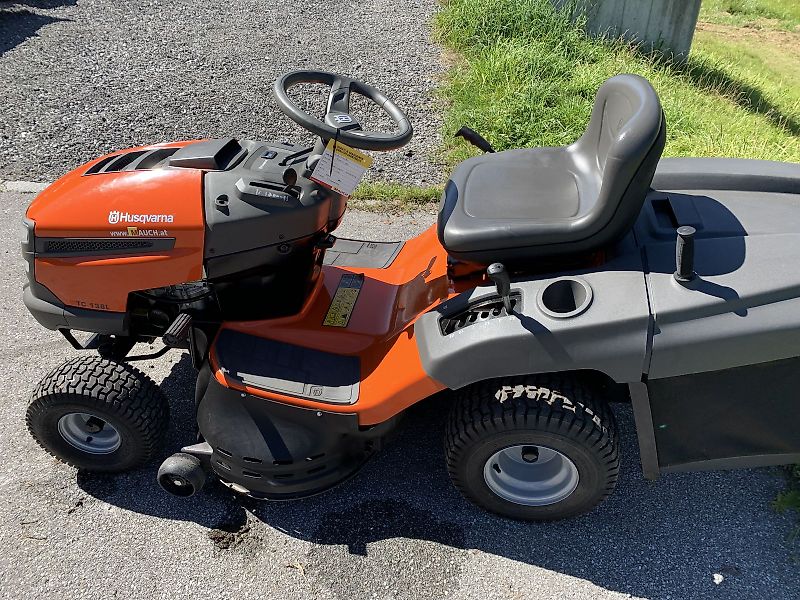 Husqvarna Rasentraktor TC 138L