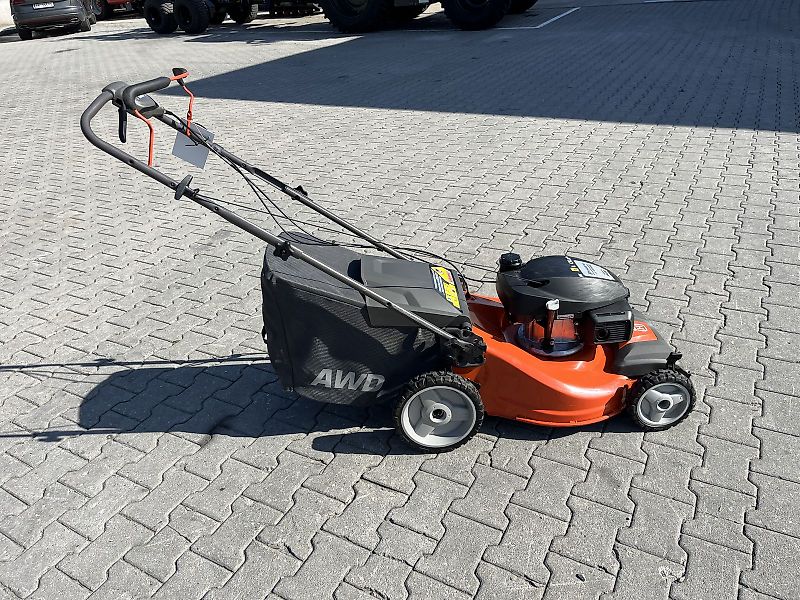 Husqvarna LC 353AWD leicht gebraucht inkl. Mulchstopfen