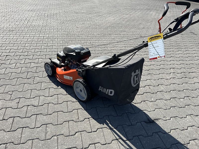 Husqvarna LC 353AWD leicht gebraucht inkl. Mulchstopfen