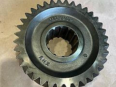 John Deere GEAR FOR RANGE BOX TRANSMITION Z36 (used) - John Deere 6030, 6020, 7030, 7R, 6M, 6R, 7020