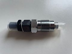Kubota D722 D782 D902 Z402 Z482 Z602 - wtryskiwacz paliwa 16001-53000 (Części zamienne)