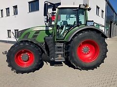 Fendt 718 VARIO S4 PROFI PLUS