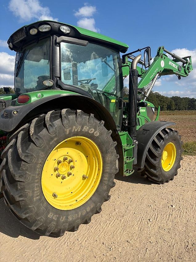 John Deere 6125R