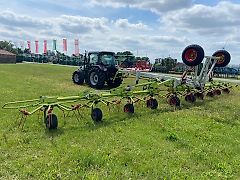 Claas VOLTO 1300 T Wender