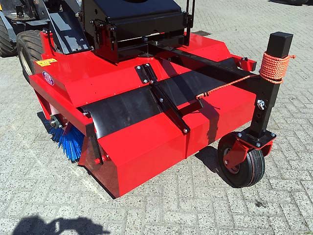 Sweep HSTV600 Veegmachine NIEUW