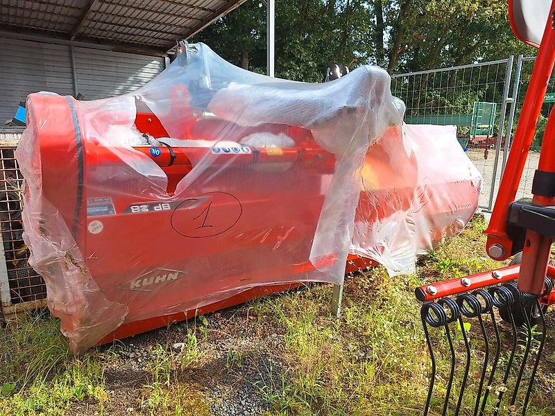 Kuhn Heckmulcher BP28 Schlegelmulcher Mulcher Rotormulcher